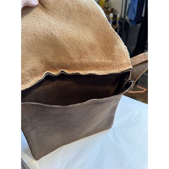 Leather & Cowhide Shoulder Bag With Rustic Country Engraving On Flap For Western - Picture 8 of 16